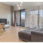 One Verdi -self Check In -therme Package On Request * Βουκουρέστι