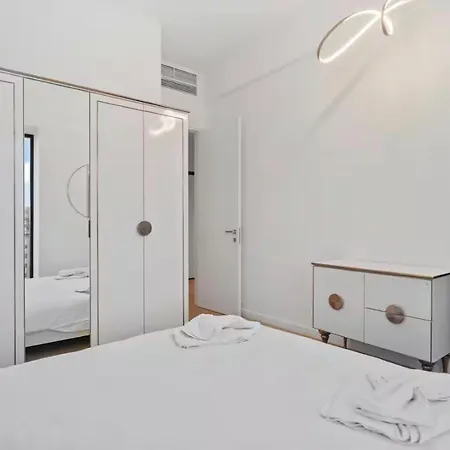 One Verdi Etaj 6 -self Check In And Out Βουκουρέστι