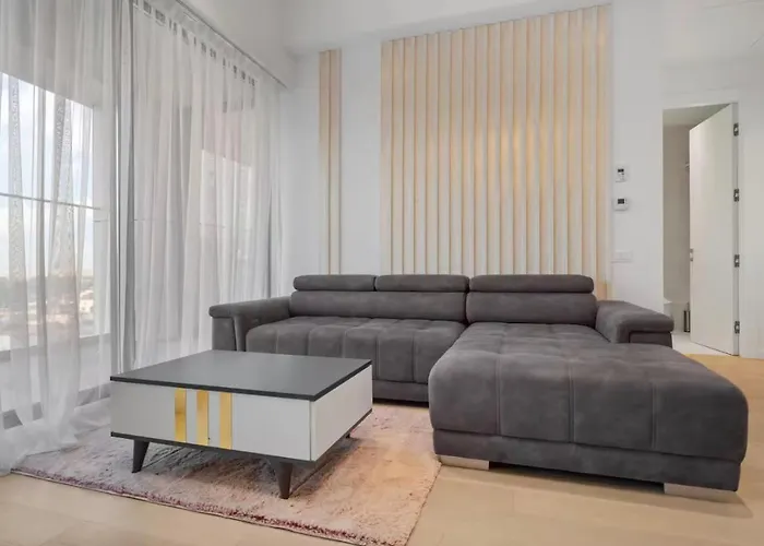 One Verdi Etaj 6 -self Check In And Out Апартаменти